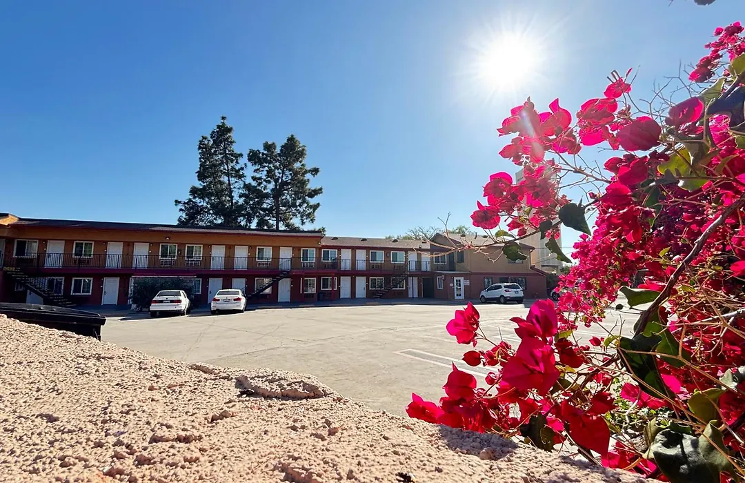 Economy Inn - Burbank Airport-1